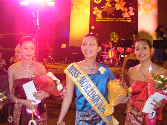 électionmissLao Paris311207 196.jpg